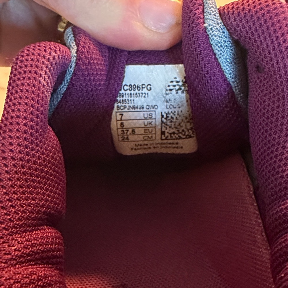 New Balance Tennis Women's Purple and Gray - Picture 4 of 5